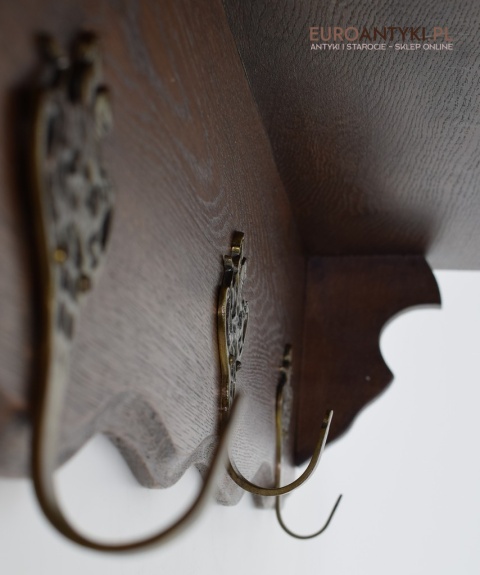 klasyczny wieszak antyk