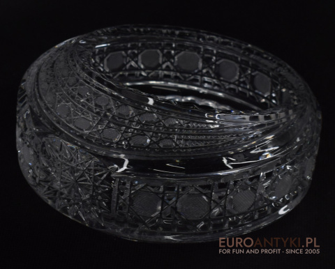 Kryształowy Okrągły Koszyczek z Francji - Antyki kryształowe