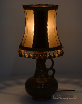 Majestatyczna Lampa Stołowa z Kamionki – Unikatowe Oświetlenie Retro