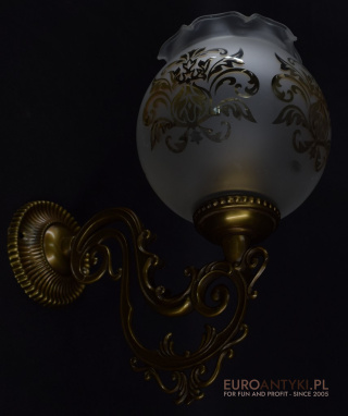Mosiężny Kinkiet Stylowy z Pięknym Kloszem - Retro Lampa Vintage z Drugiej Połowy XX Wieku
