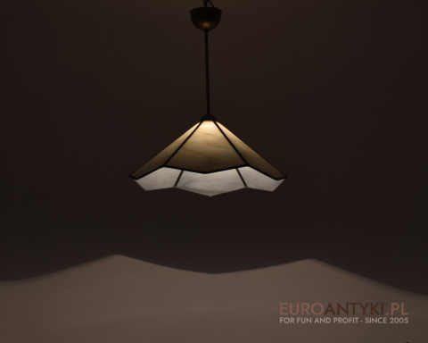 Lampa Tiffany w stylu retro