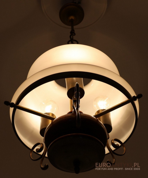 Designerska lampa vintage z kloszem