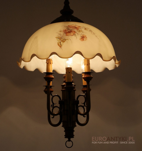 Rustykalna lampa do salonu w stylu vintage