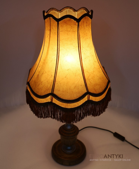 duża lampa stołowa do salonu vintage