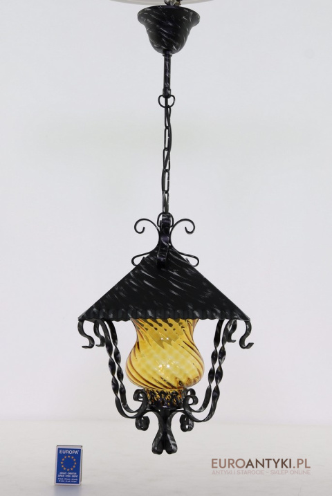 metalowa lampa sufitowa vintage