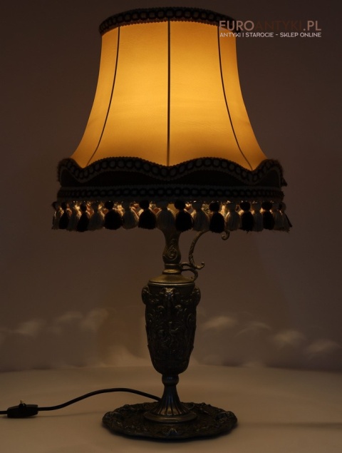 retro lampa stołowa z cyny