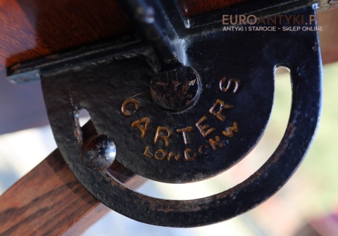 zabytkowy stolik carters london