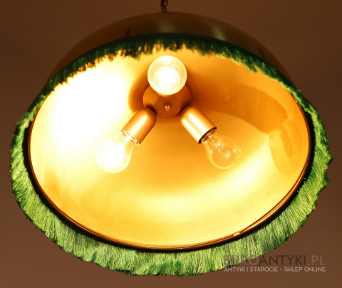 stylowa lampa nad stolik do kart