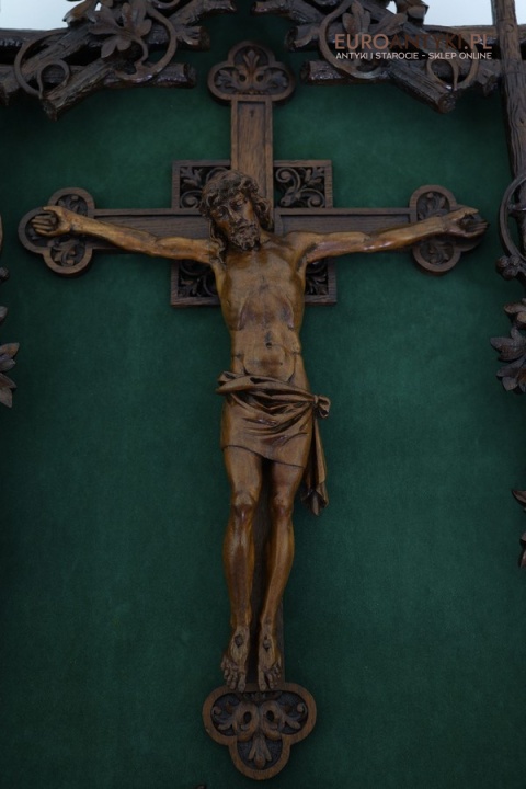 zabytkowy krucyfiks do kościoła