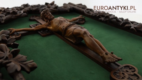 zabytkowa antyczna sztuka religijna