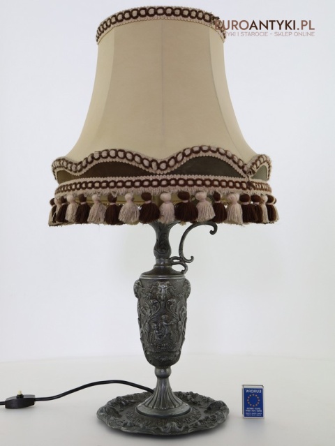 srebrna antyczna lampa do gabinetu