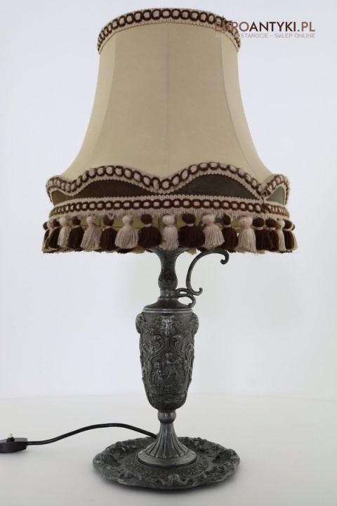 stylowa lampa stołowa z Francji