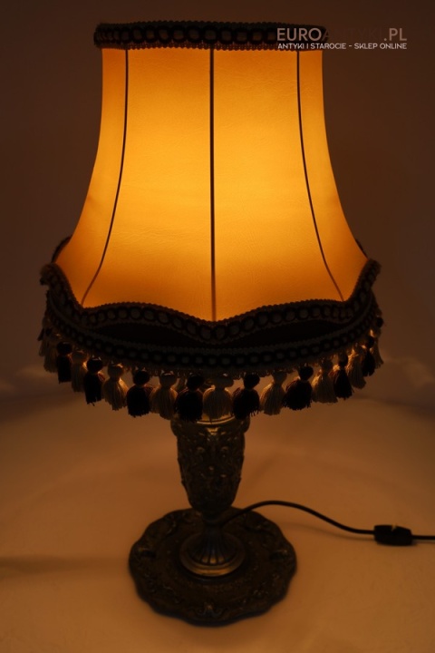 oświetlenie retro barokowe