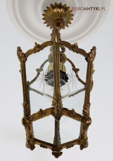 sklep z antycznymi lampami sufitowymi