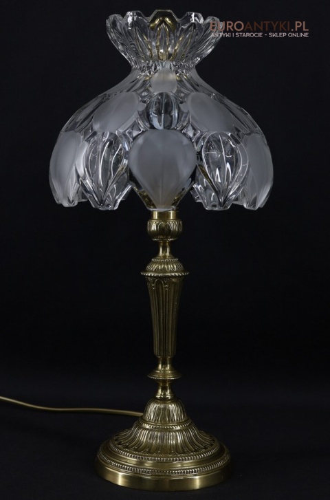 antyczna lampka stołowa