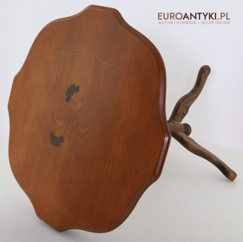 intarsjowany stoliczek vintage