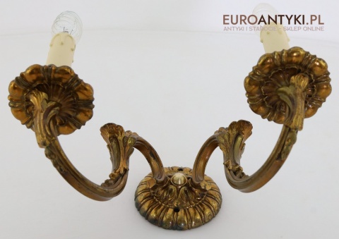 lampy ścienne do salonu