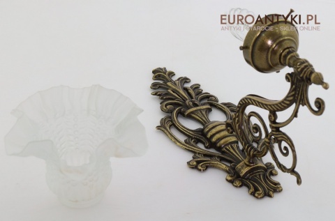 mosiężny klasyczny kinkiet na ścianę