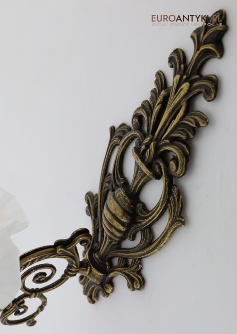 styl barokowy oświetlenie