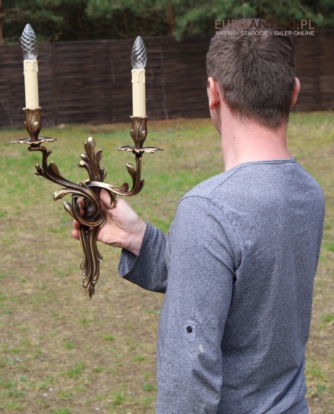 antyczny kinkiet mosiężny