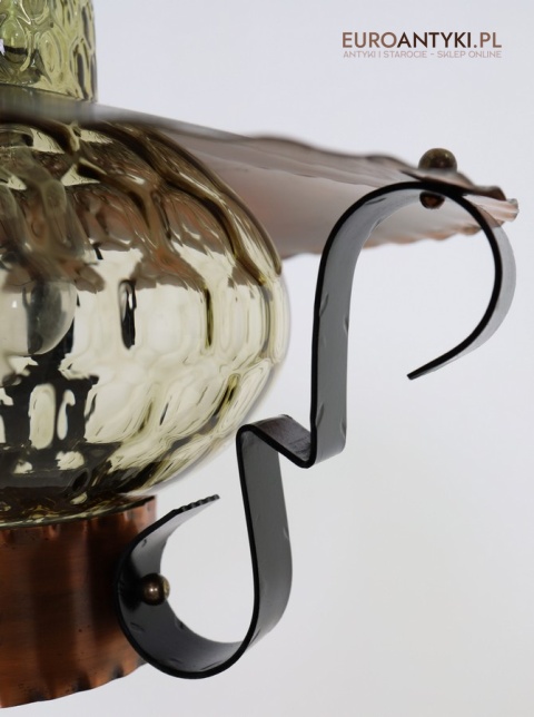 wiszące lampy retro do restauracji