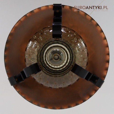 rustykalne lampy do pubu