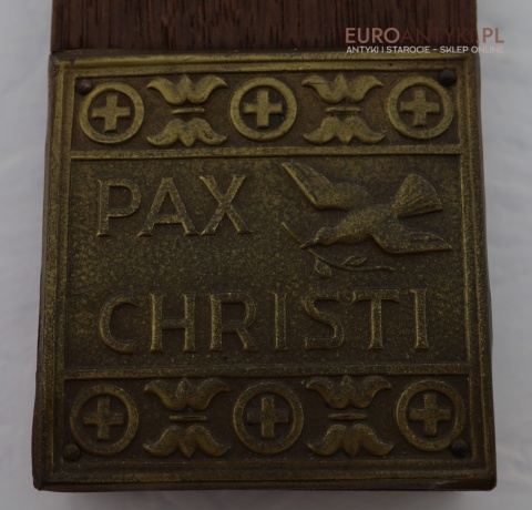 krzyż z napisem pax christi