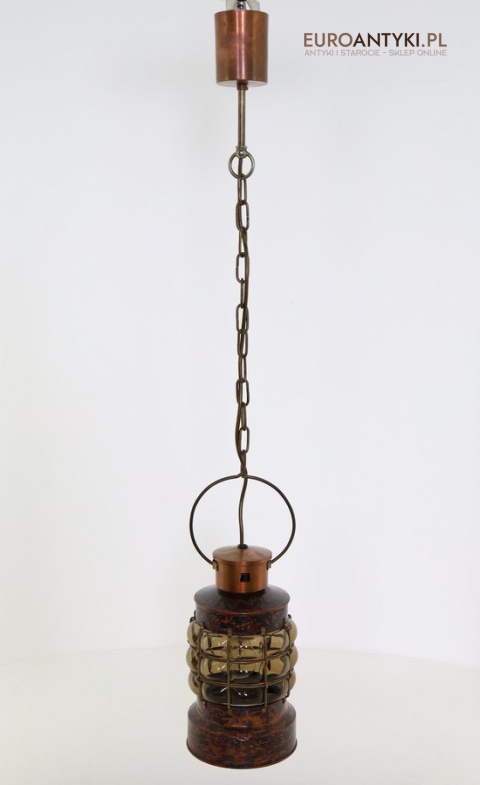 marynistyczna lampa w stylu okrętowym