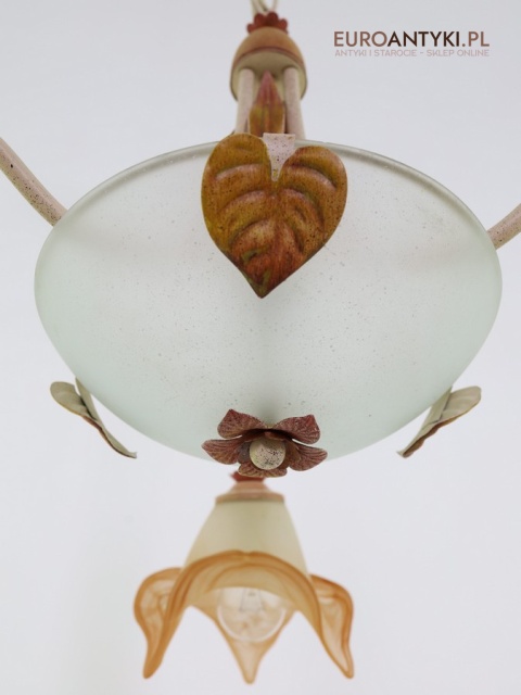 żyrandol do wiejskiej chaty