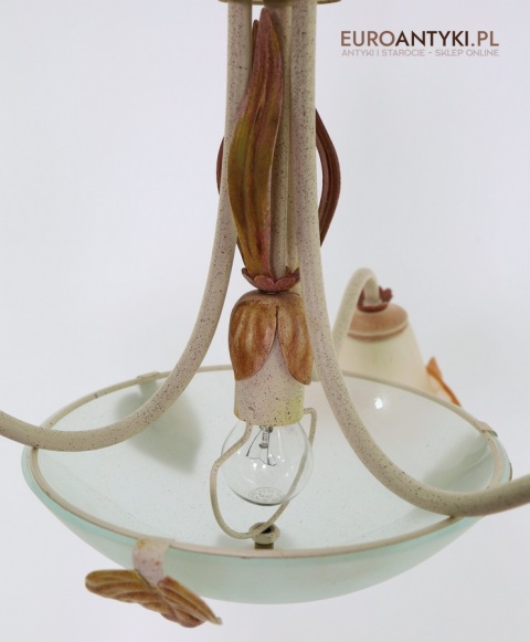 żyrandol shabby chic z liśćmi