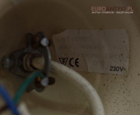 Żyrandol vintage w stylu shabby chic – pastelowe ciepłe kolory