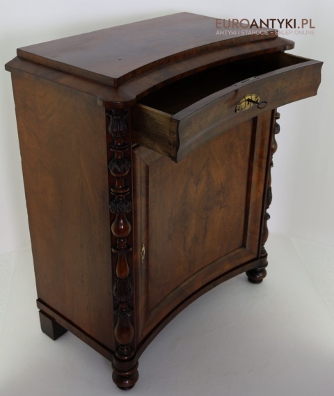 komoda zabytkowa biedermeier do hotelu