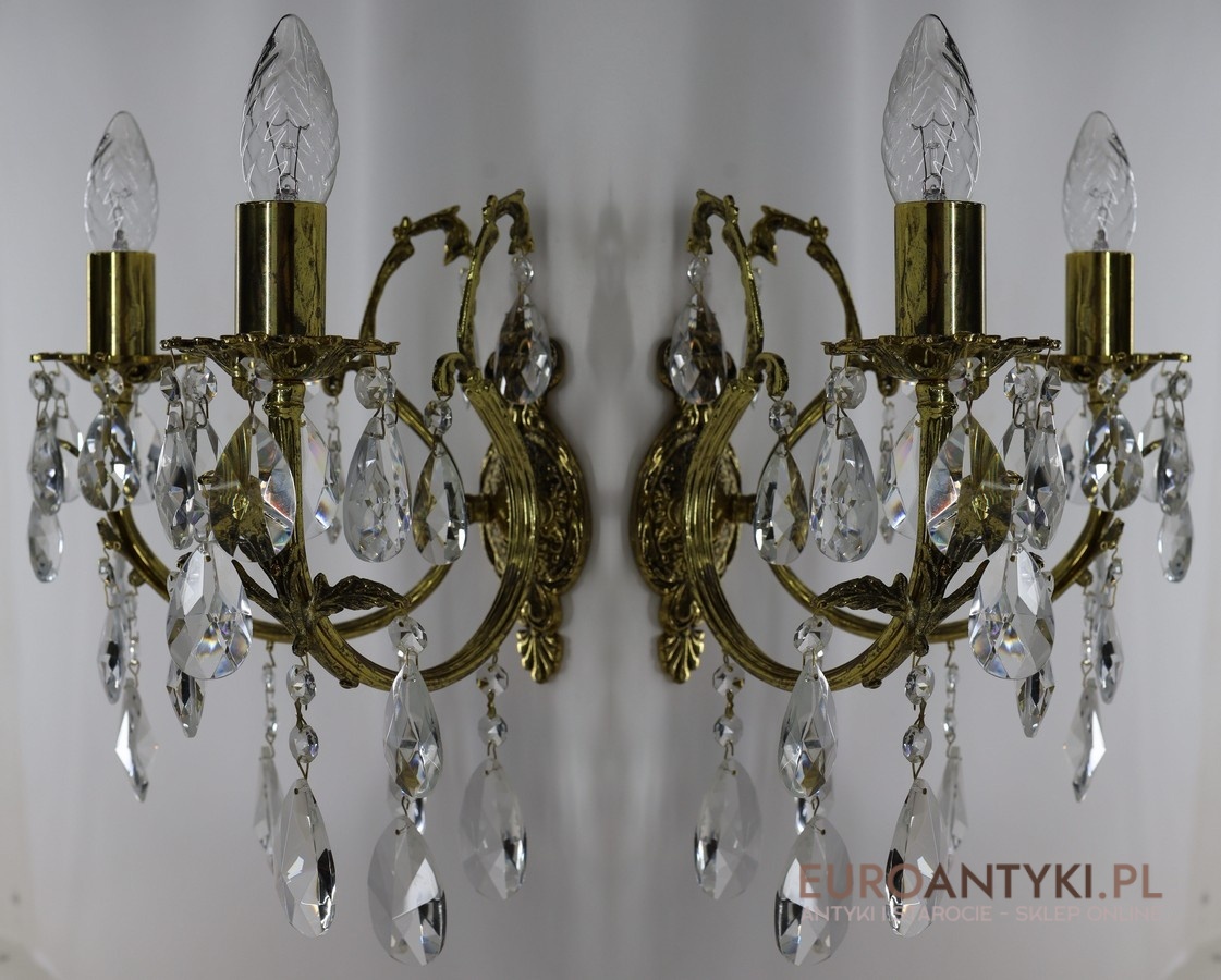 Lampy ścienne antyczne – ekskluzywne oświetlenie z dawnych lat