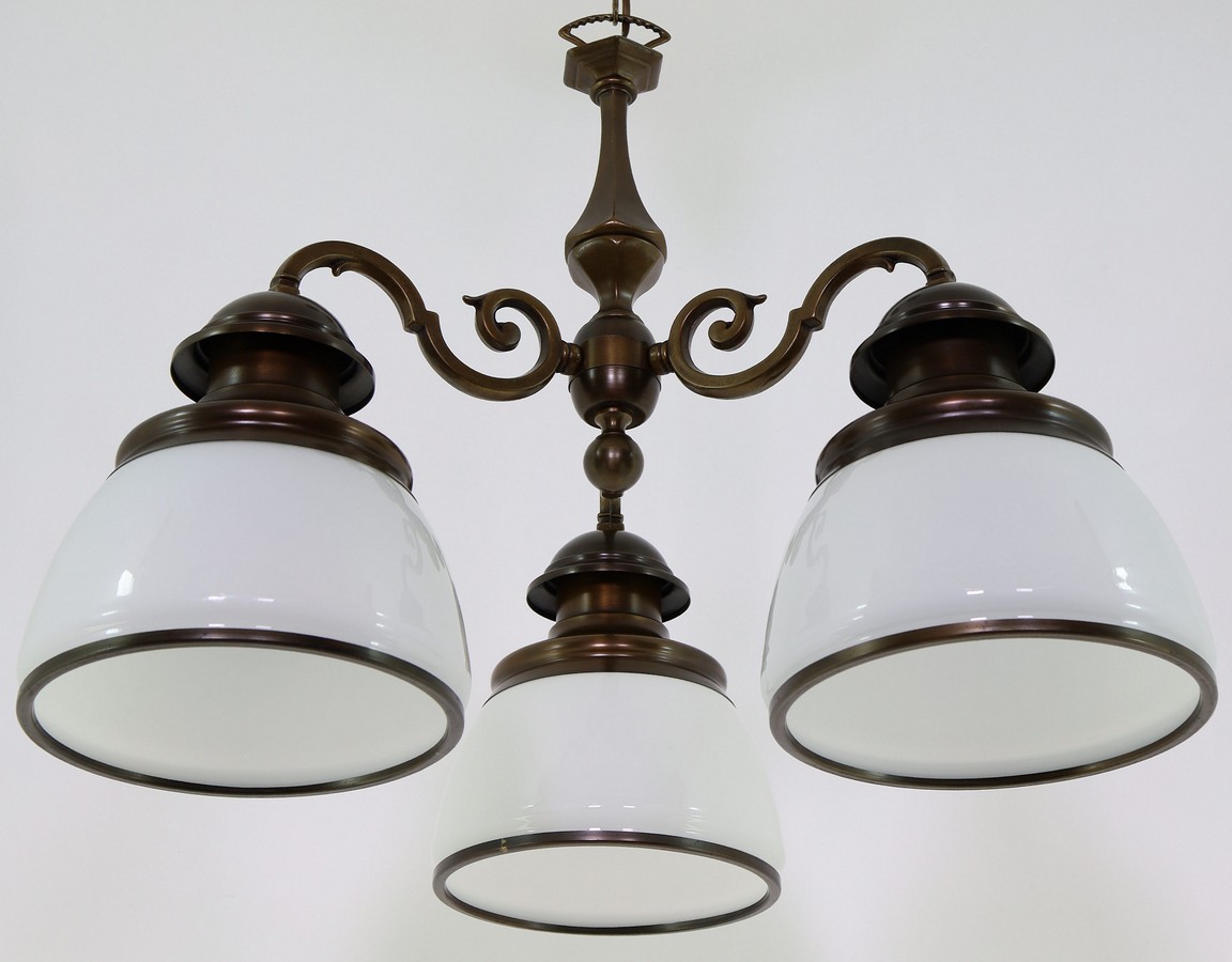 Oświetlenie do kuchni rustykalnej – ciepło, styl i dusza w Twoim wnętrzu