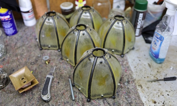 Dlaczego warto odświeżać i konserwować stare lampy vintage?